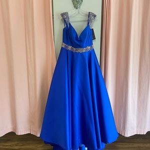 Mac Duggal Off the Shoulder Royal Ballgown